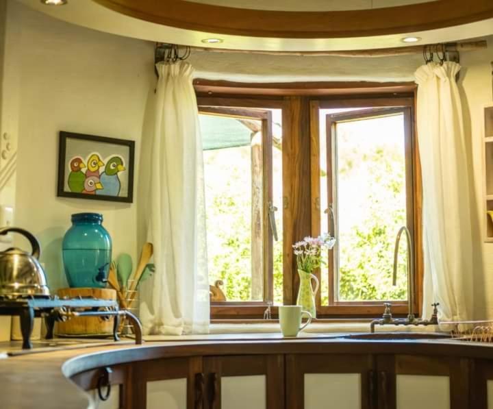 Half Moon Hollow Eco Cottage Mossel Bay Exterior photo